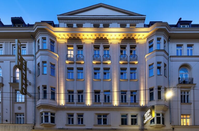 מלון מלון Hotel City Central, וינה, אוסטריה , קרוב לבית חבד