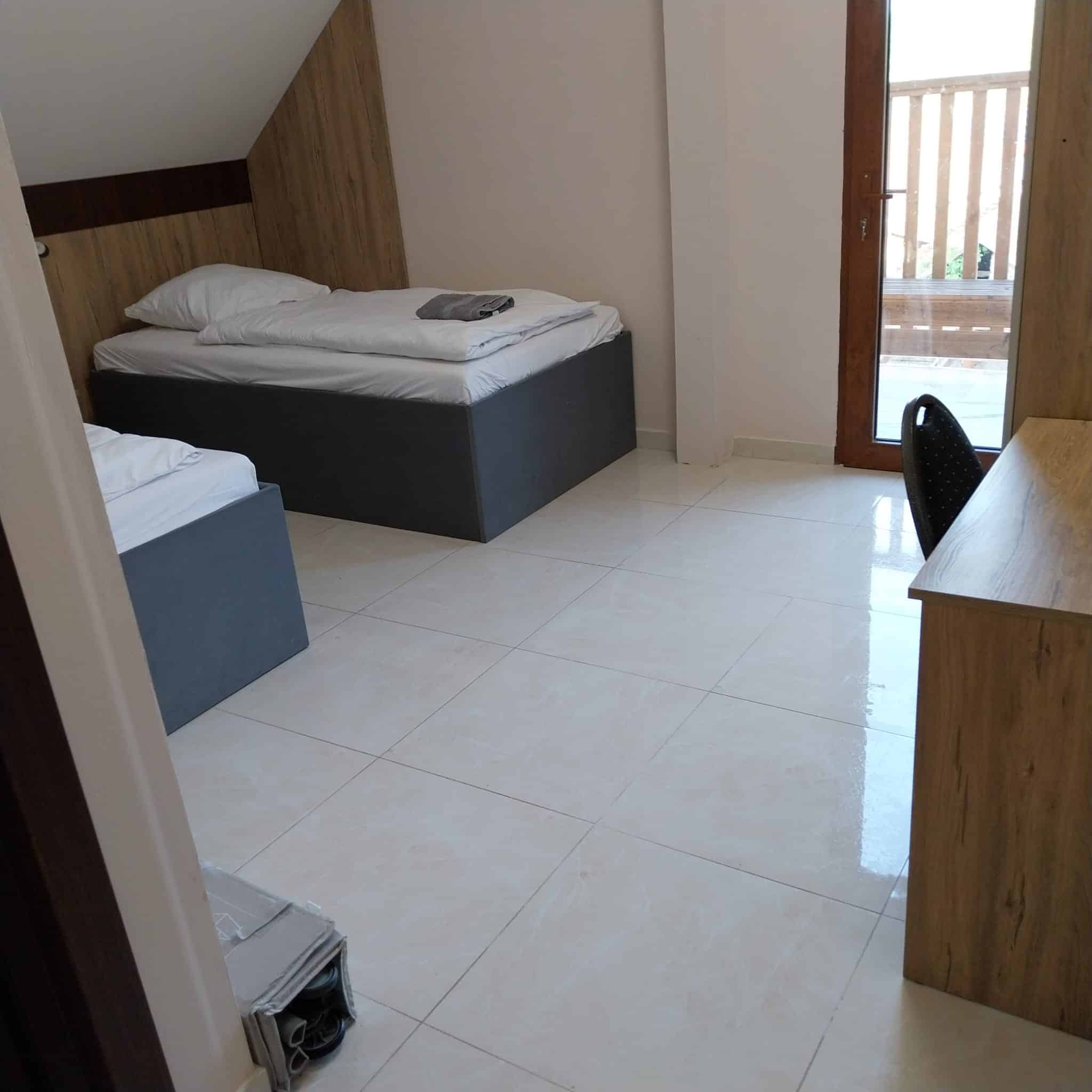 מלון כשר בקרעסטיר