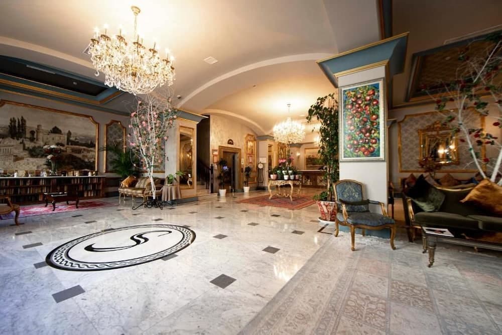 מלון Sapphire City Hotel באקו, אזרבייג'ן