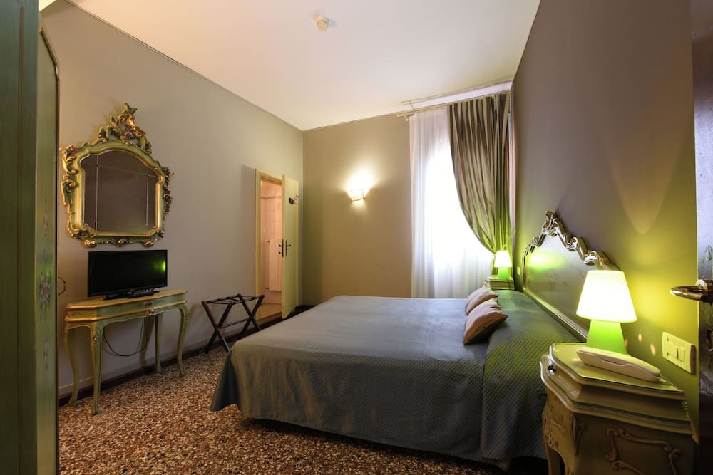 מלון בקרבת חבד ונציה