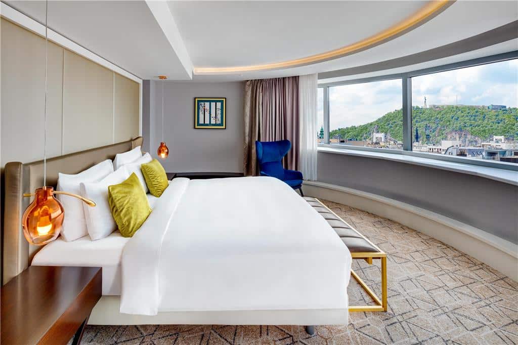 מלון בסמיכות חבד בודפשט