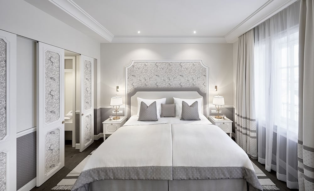 מלון ליד בית חבד זלצבורג