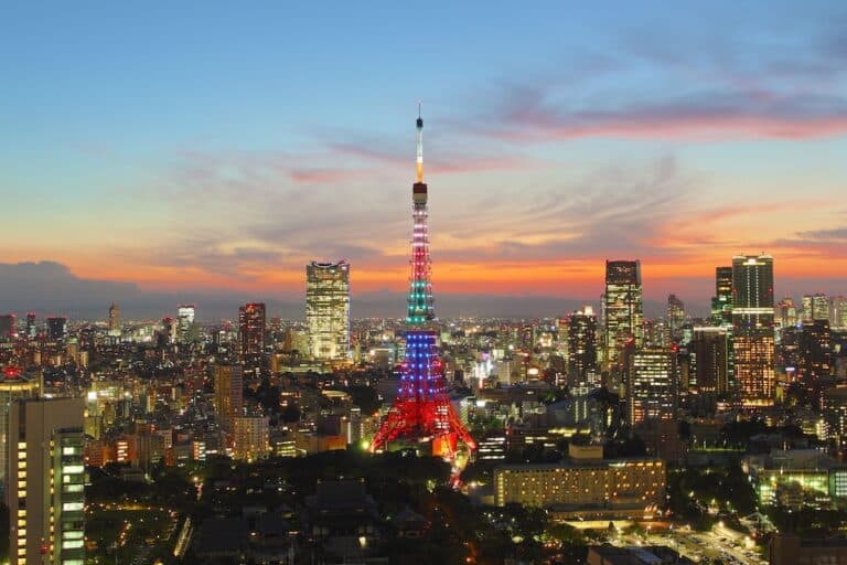 מלונות ליד בית חבד טוקיו