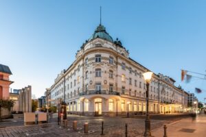 מלונות ליד בית חבד לובליאנה