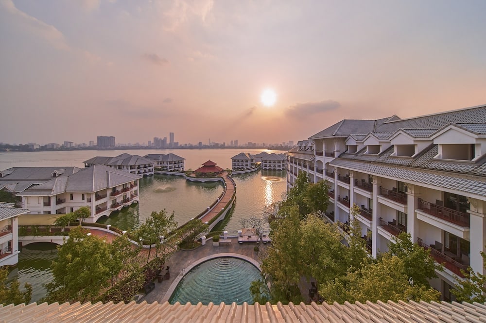 מלונות ליד בית חבד האנוי