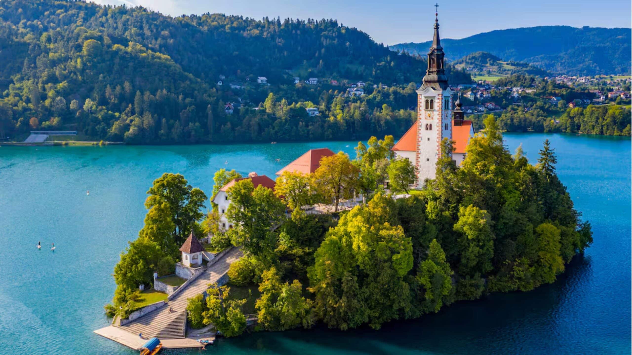 מלונות ליד בית חבד לובליאנה