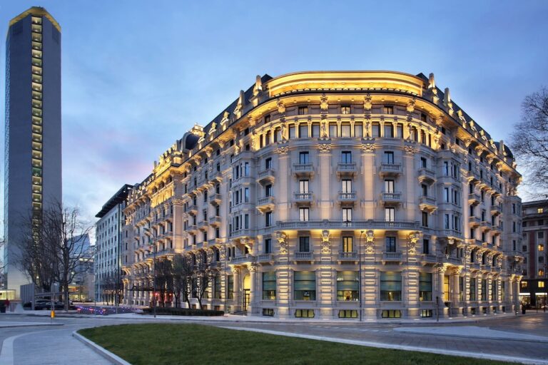 Hotels Near Chabad House Milan