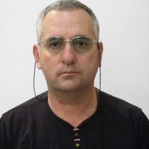 מדריך בעברית בלטביה